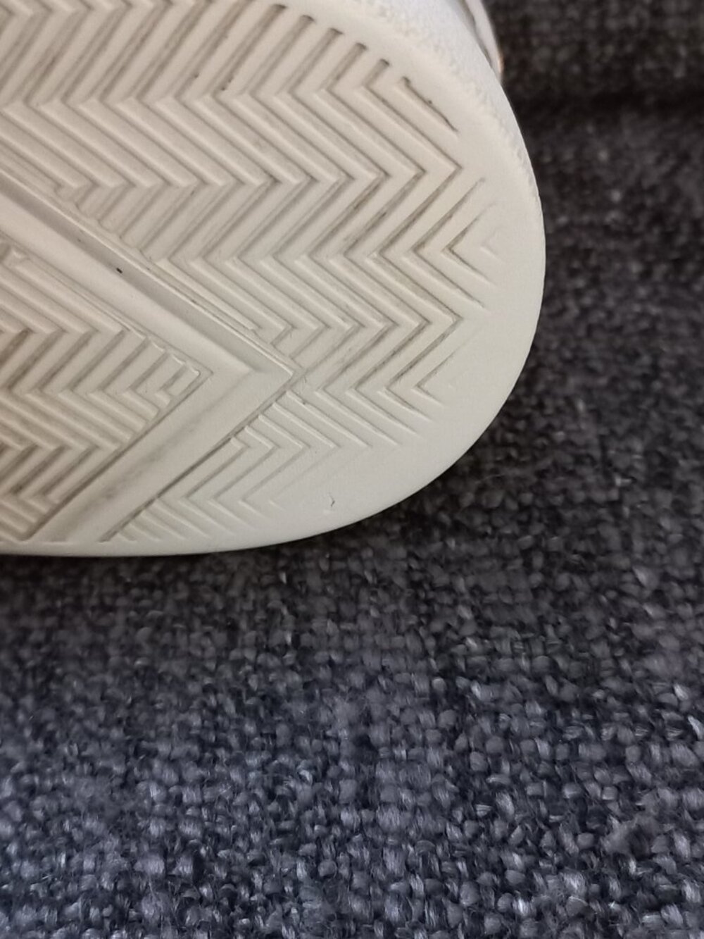 TORY BURCH  9.5M Howell Court Low Top Lace Up Sneaker In Titanium White - Picture 11 of 16